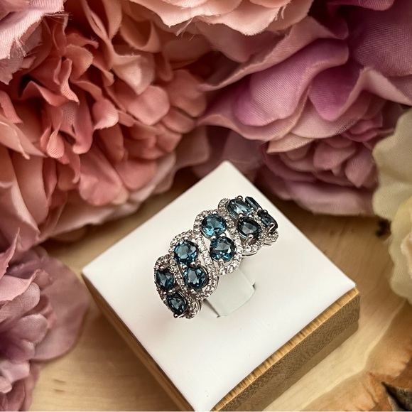 Stunning 3.77 Carat London Blue Topaz Ring with White Topaz Accents - Picture 13 of 17